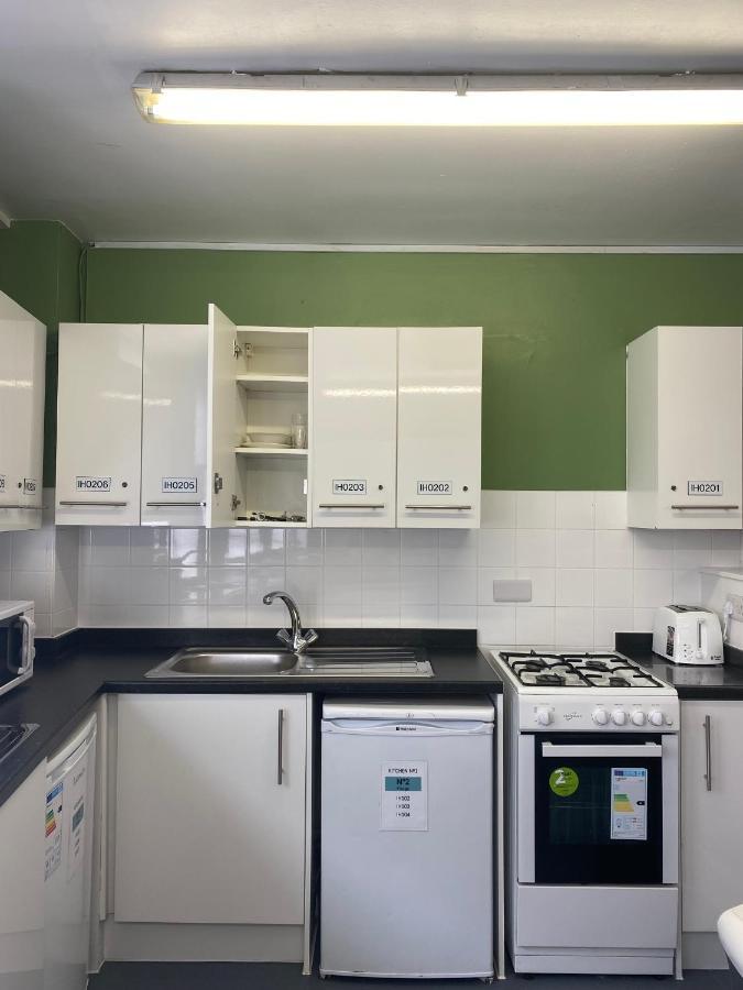 Charming Rooms For Students Only, Cricklewood Lane - Sk Londra Esterno foto